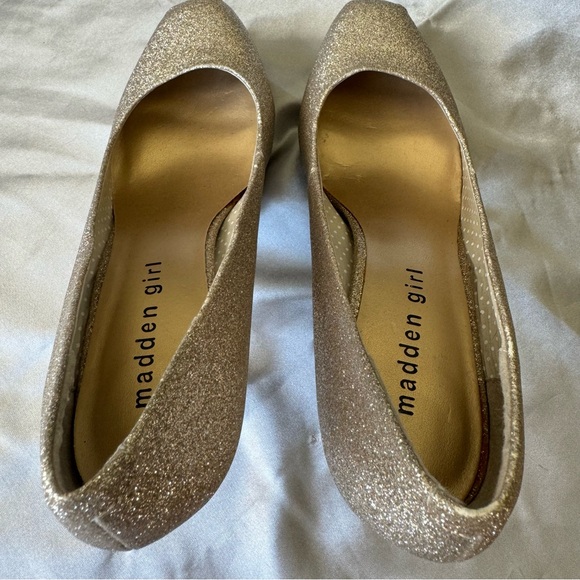 Gold Glitter Heels - Picture 7 of 9